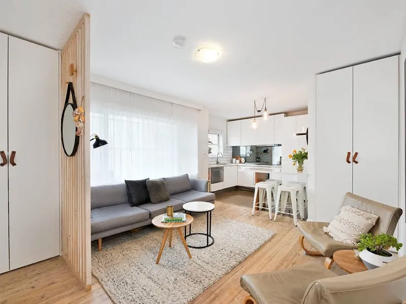 Ideally located Furnished 2 bedroom Apartment