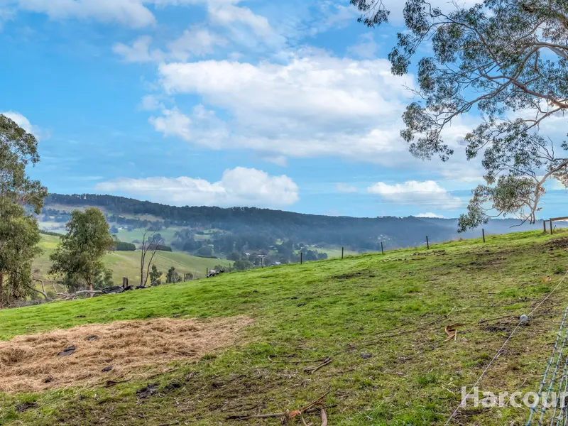 Hidden Jewel Amidst Yinnar South's Rolling Hills