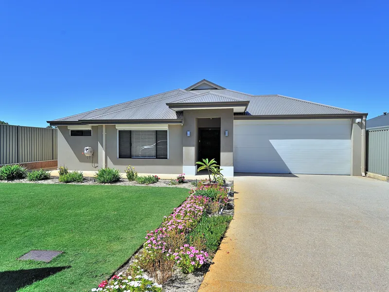 Young Modern 4 x 2 x 2 Family Home 