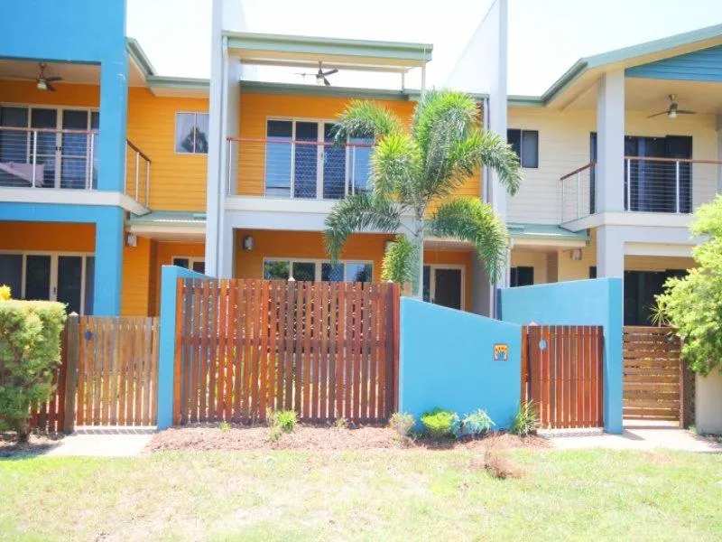 TOWNHOUSE IN AVENUES