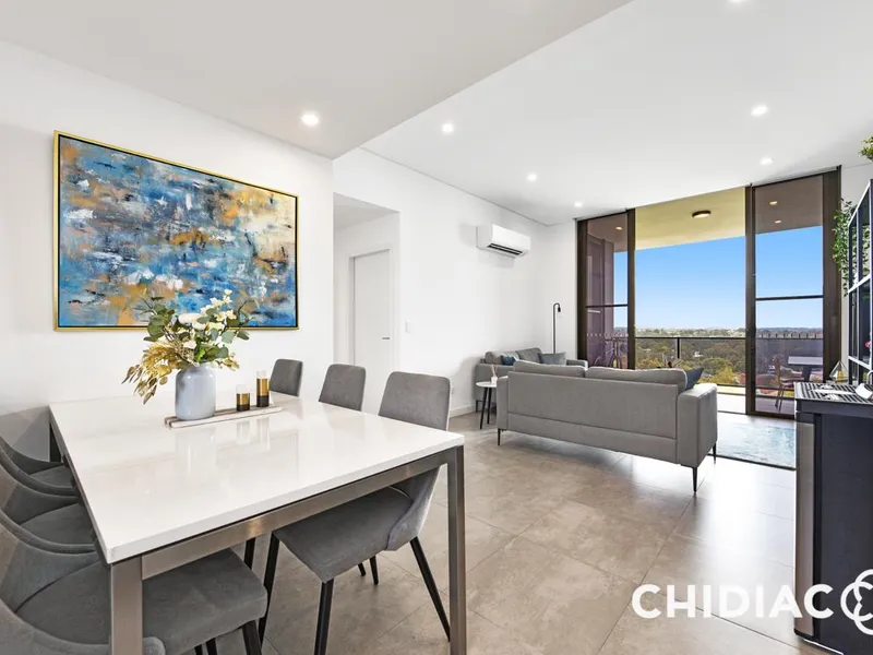 Near new two bedroom apartment | Open plan living