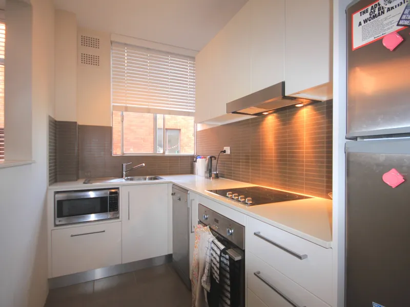 Immaculate Studio Apartment