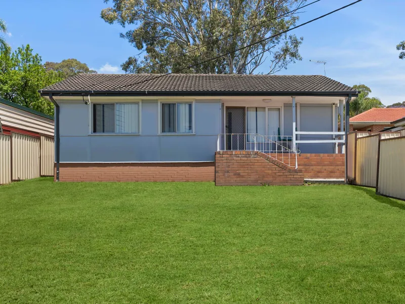 House & Granny Flat! 563m² Block (R2 Zoned)