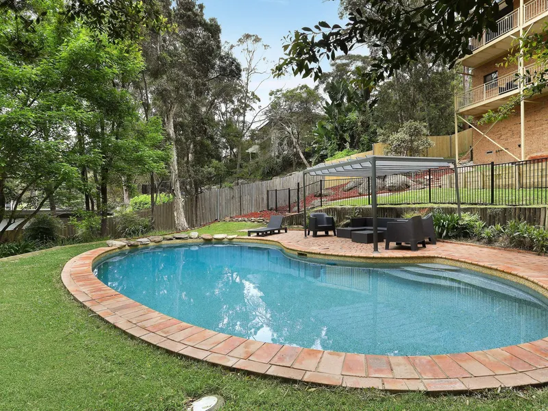 A Private Family Haven On 1247sqm With Lovely Outlooks
