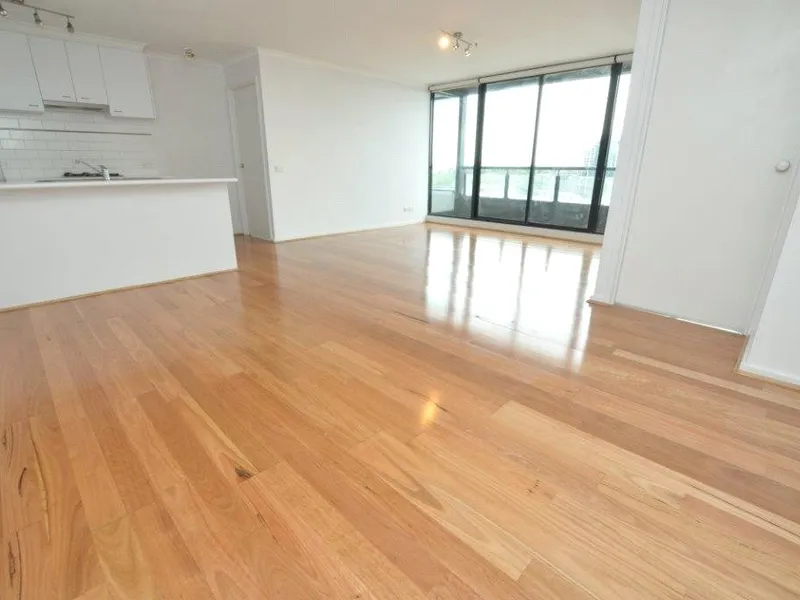 Bright 2 bedroom 2 bathroom apartment with floorboards in the living areas