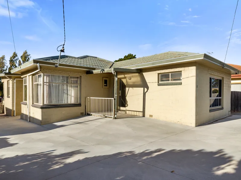 Large family home or ideal investment opportunity
