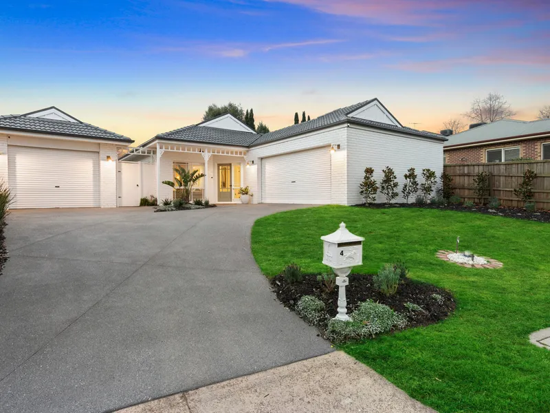 Stunning restoration in prestigious Tahnee Lodge Estate