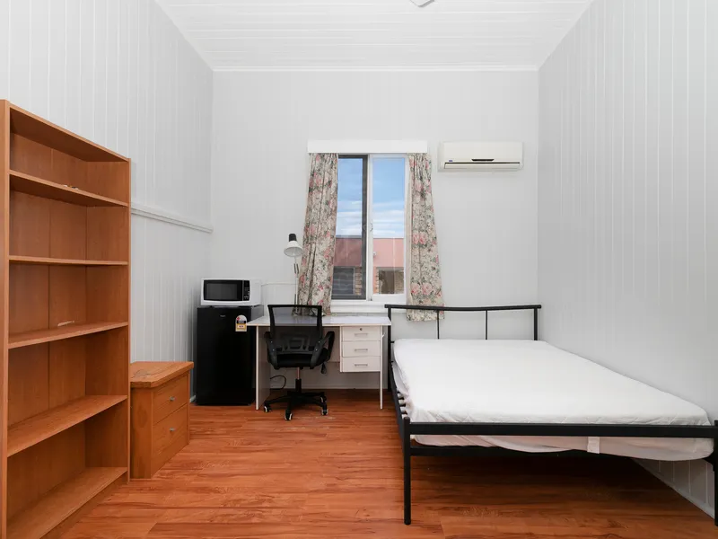 Room Available  - Furnished with Air Conditioning , Internet and Electricity Included