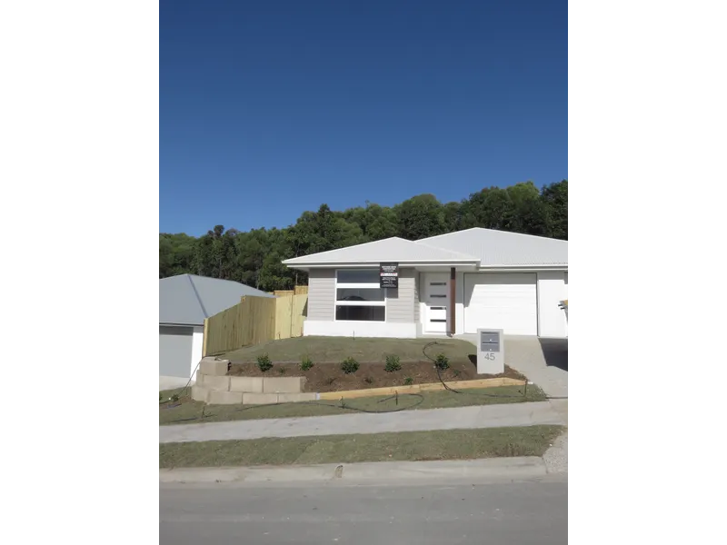 SPACIOUS AND STYLISH TWO BED DUPLEX