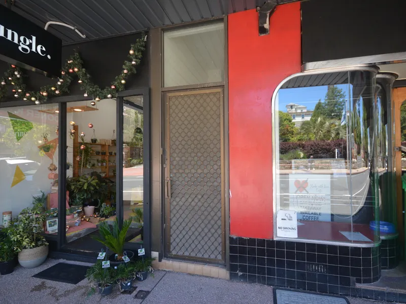 Refurbished Central Town Living