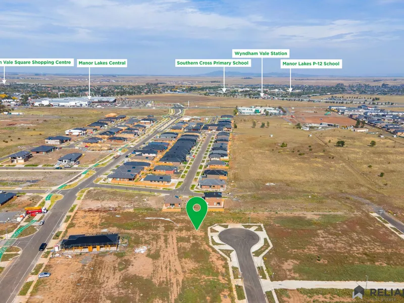 Build your dream home or Potential subdivision (STCA) on this Massive 887sqm(approx) Land.