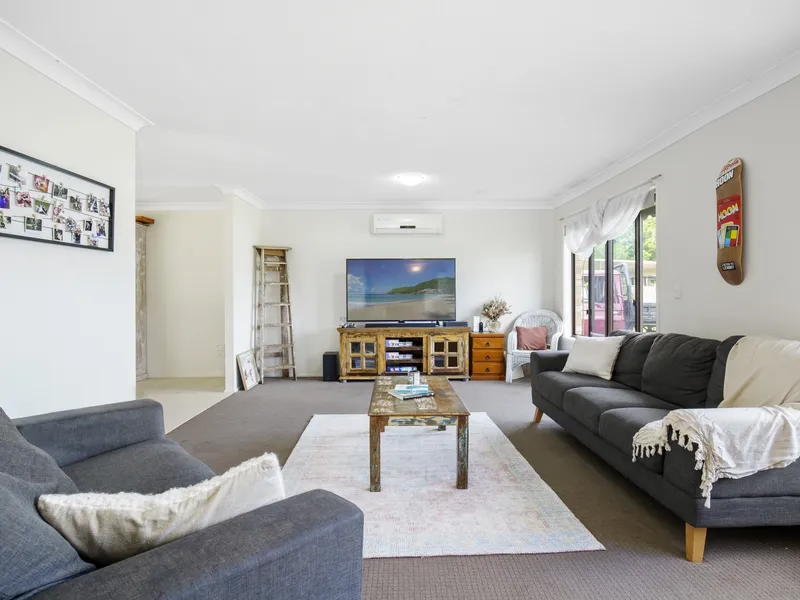 3 Bedroom Home with 2 Bedroom Granny Flat in Central Location 