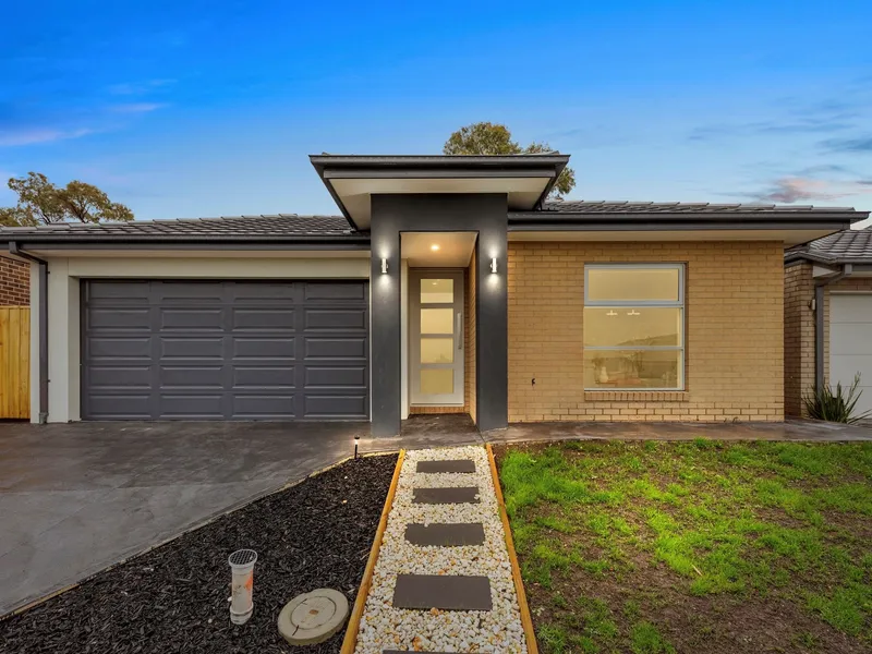 Skymont Estate: Brand New 4 Bedroom.