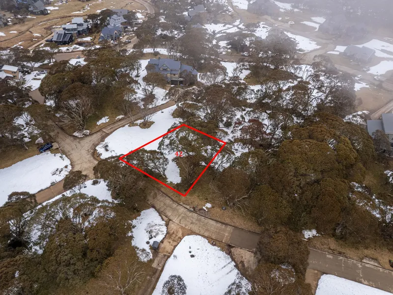 CLEAR BUILDING FOOTPRINT