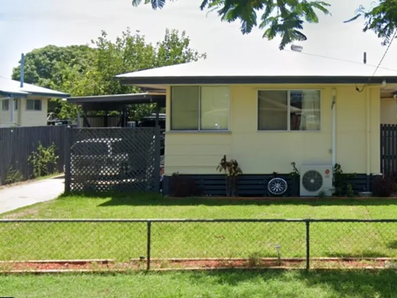 3-Bedroom Kallangur Cottage! Close To Playground & Westfield!