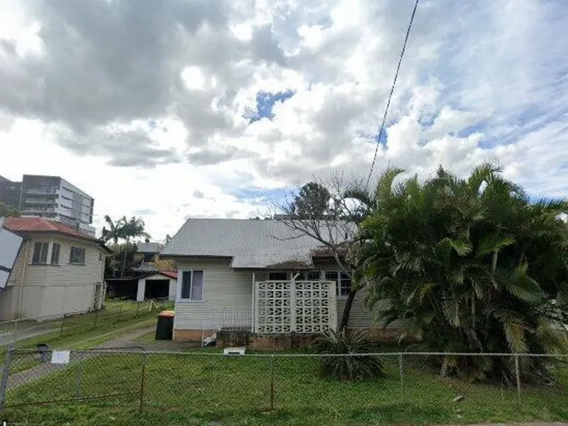 3 Bedroom Low Maintenance Home