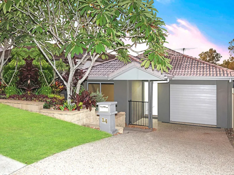 Quality and Resort style living in a quiet and leafy location !!!