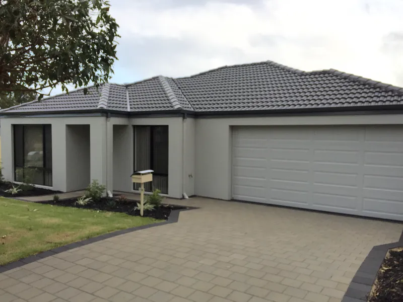 Villa available in quiet area