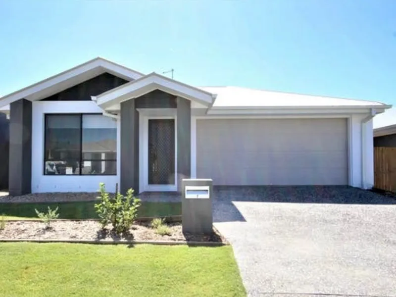 Charming 4 bedroom home in Silkstone