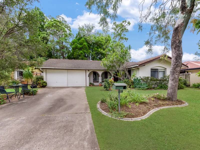 DECEASED ESTATE LEVEL 607M2 BLOCK - ENVIABLE LOCATION!