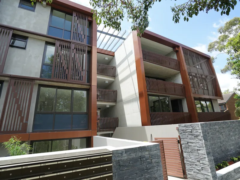 LOCATION ... NEW CONTEMPORARY 1 BEDROOM APARTMENT WITH PARKING AND STORAGE