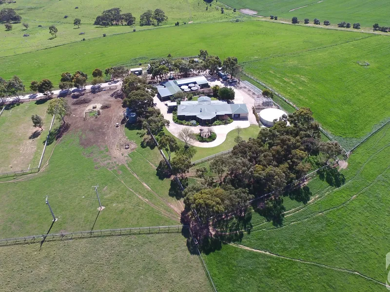 ALLENDALE ESTATE – 104 ACRES OF LIFESTYLE LIVING PERSONIFIED