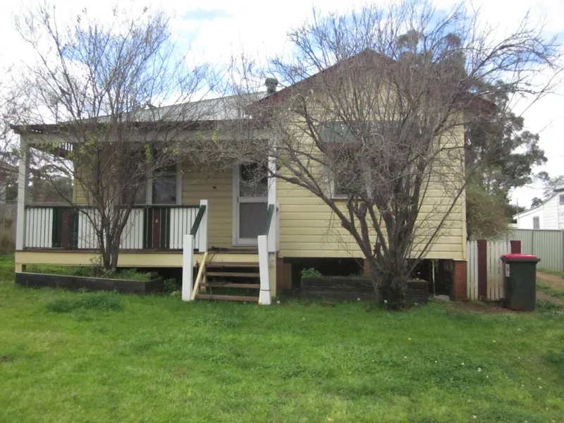 **RESIDENTIAL OR MIXED USE GREAT INVESTMENT**