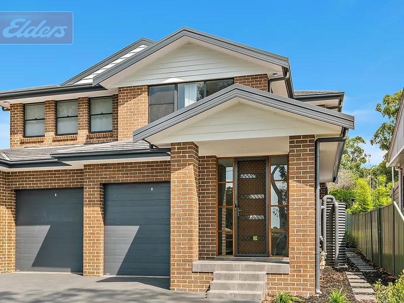 Near New Four Bedroom Duplex - Pet Friendly