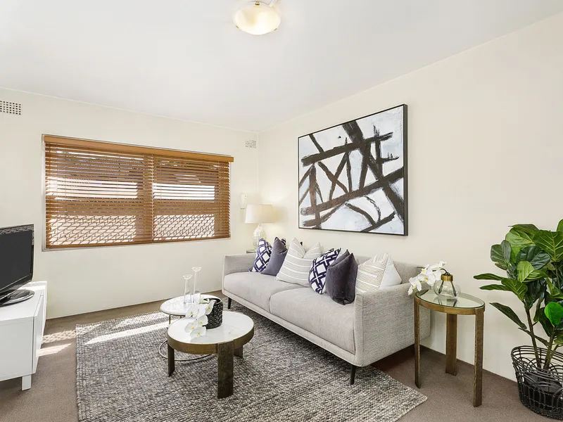 UNDER CONTRACT - OPEN HOUSE CANCELLED