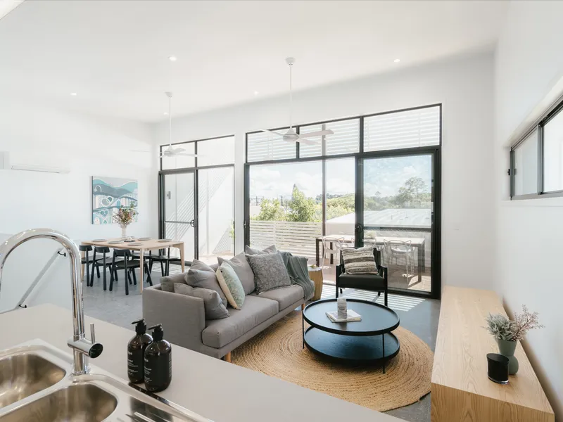 Central, Sophisticated, Effortless Townhouse Living!