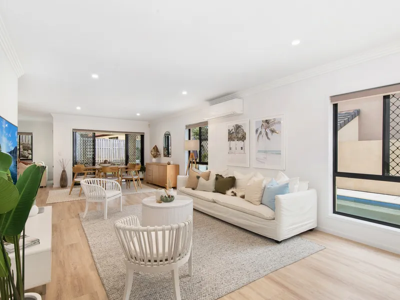 The Ultimate Family Home, Fully Renovated and in the Heart of Robina!