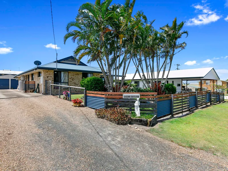 Rural Living With Sea Views