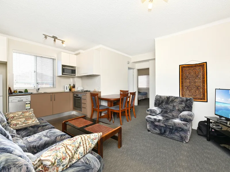 North Facing Apartment in a Boutique Security Block