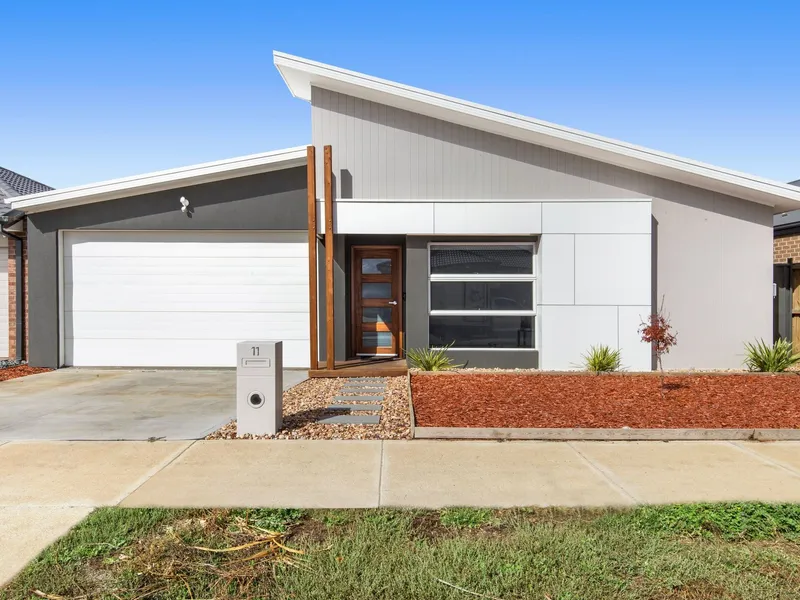 Spacious Family Living with the Lot