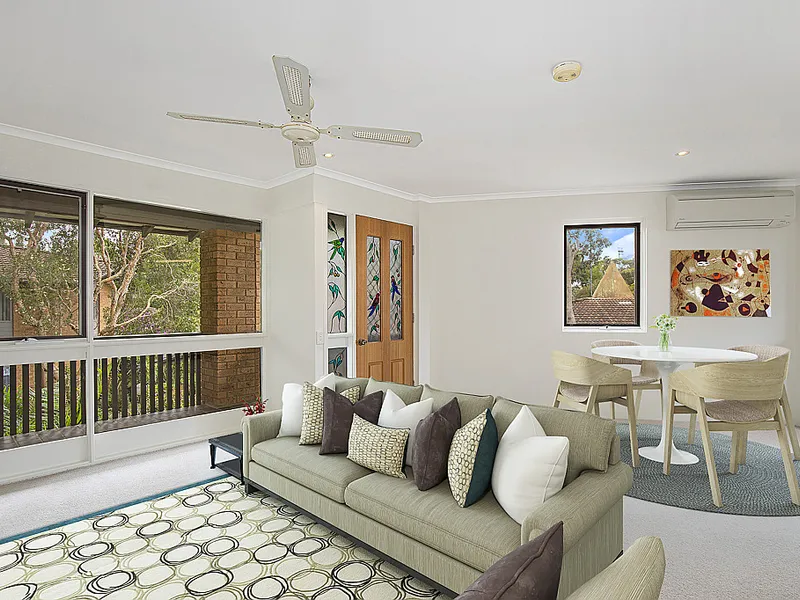 Unrivalled price  a stones throw from the coastline