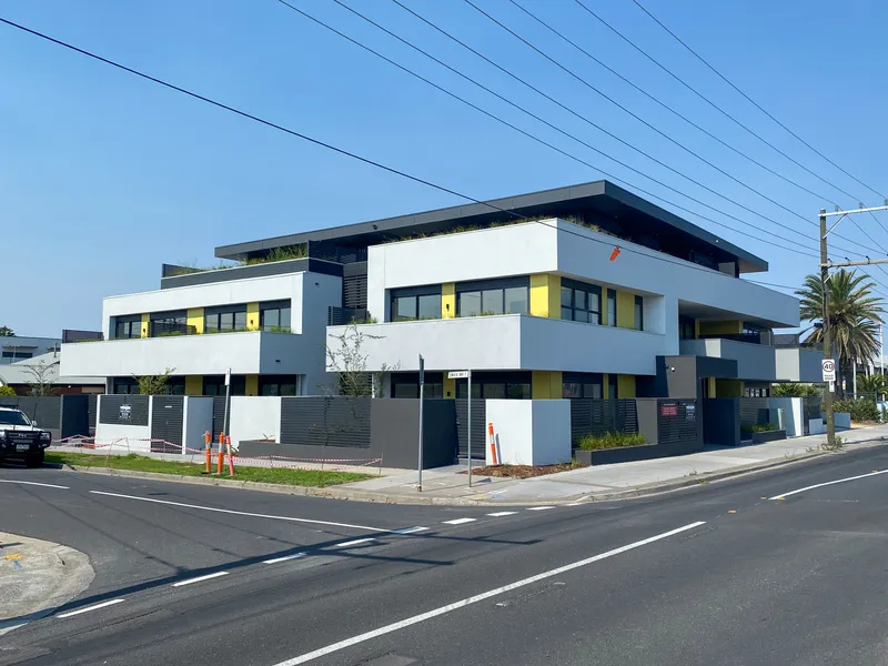 Brand New, Stylish, Bayside Living!