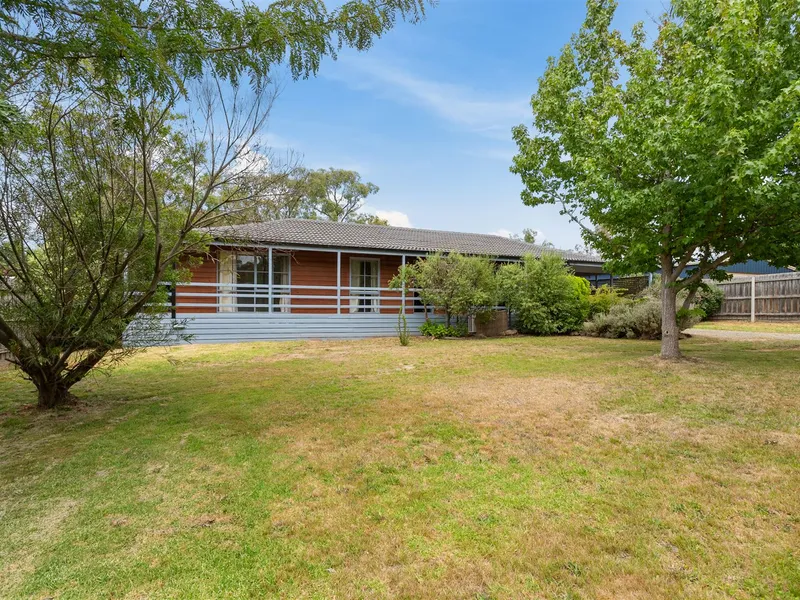 Ranch Style Home on Large Block