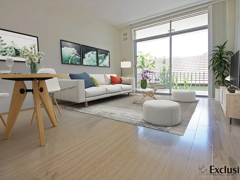 A spacious renovated apartment near station