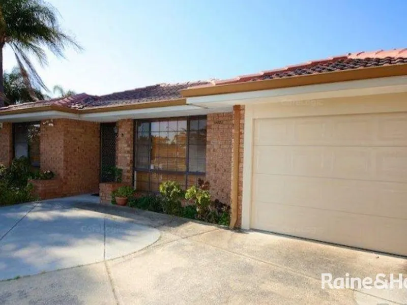 LOOKING FOR A  HUGE HOME