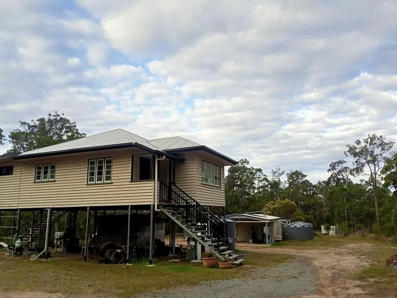 218 Acre bush block. Off Grid 3 Bedroom home with garage. Future year payback of $250k+