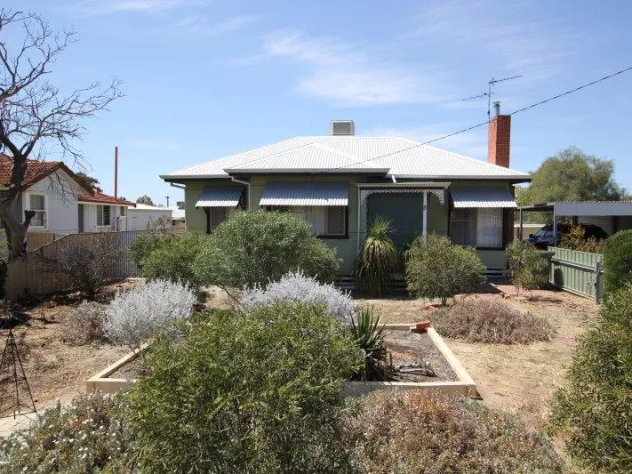 NEAT BUYING FOR INVESTORS OR FHB