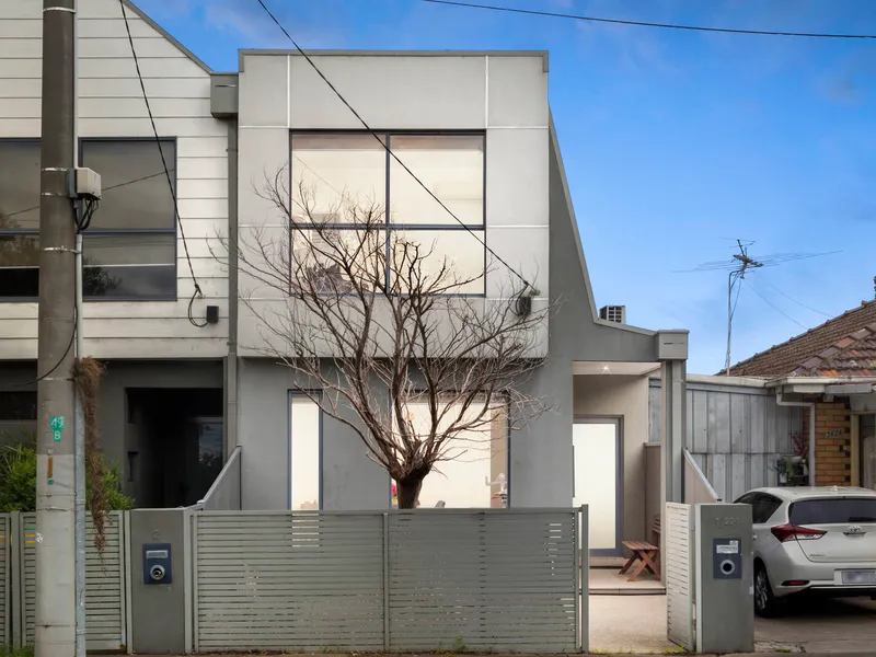 Lifestyle, Location And Luxury Living In Yarraville