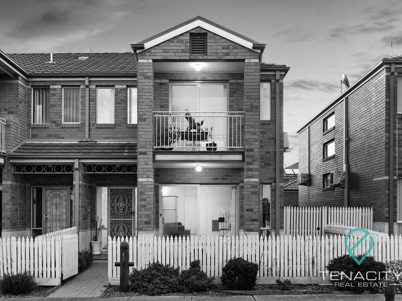 Positioned For Convenience & Comfort!