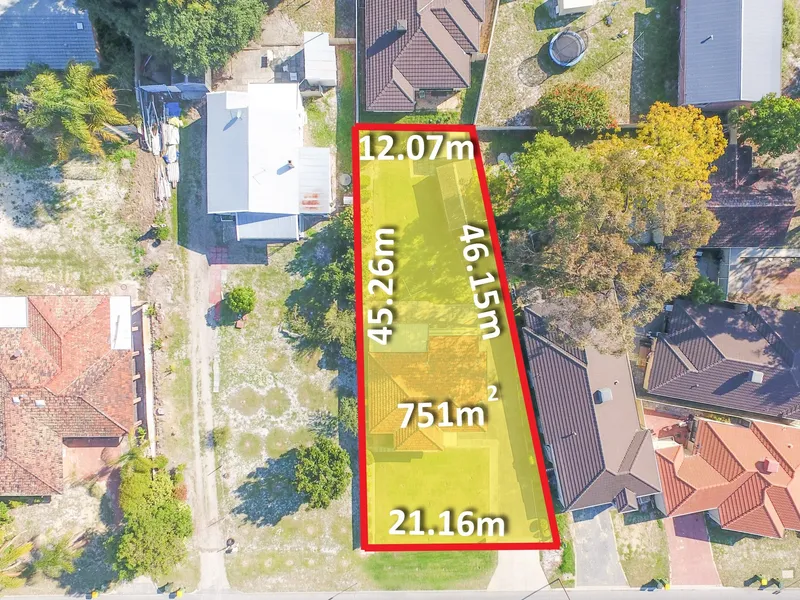 HUGE DEVELOPMENT BLOCK - ZONED R40