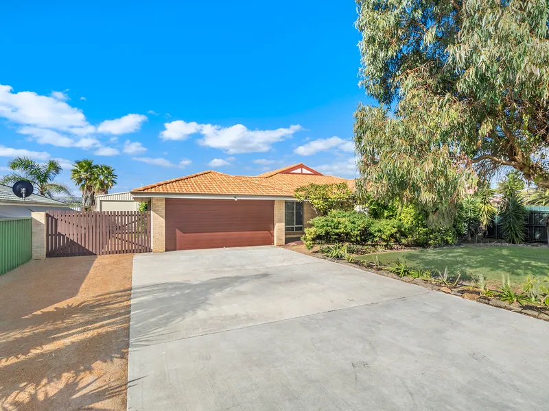 Drummonds Combo Including The Big Shed