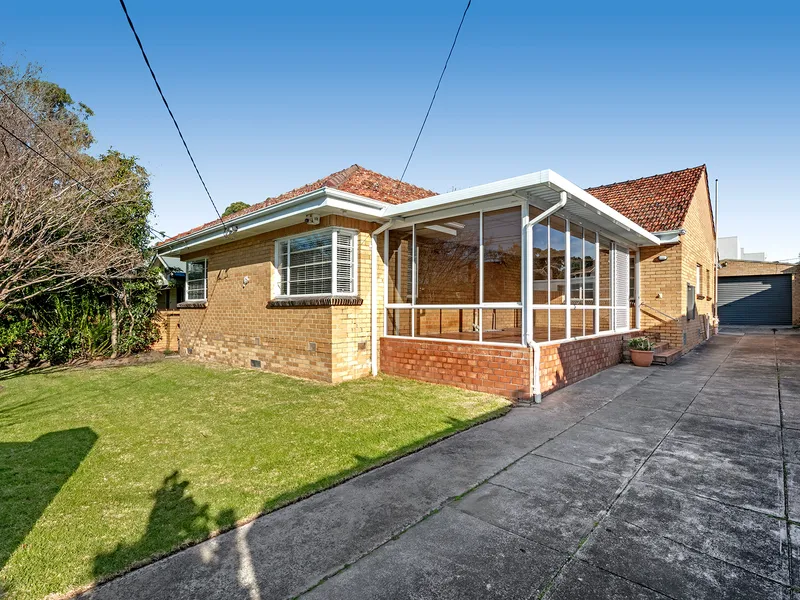 For inspection details, contact Katie Love on 9598 1111 or klove@hodges.com.au