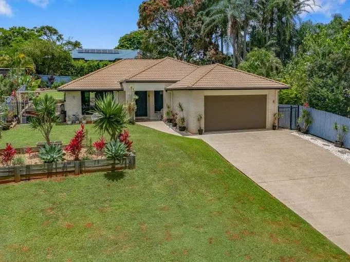 Spacious family home in central Palmwoods location