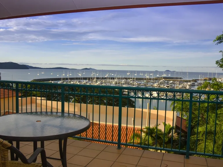 Shingley Beach is a very well respected holiday resort in the Whitsundays