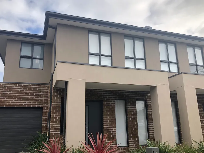 Quality townhouse with Prime location in Burwood
