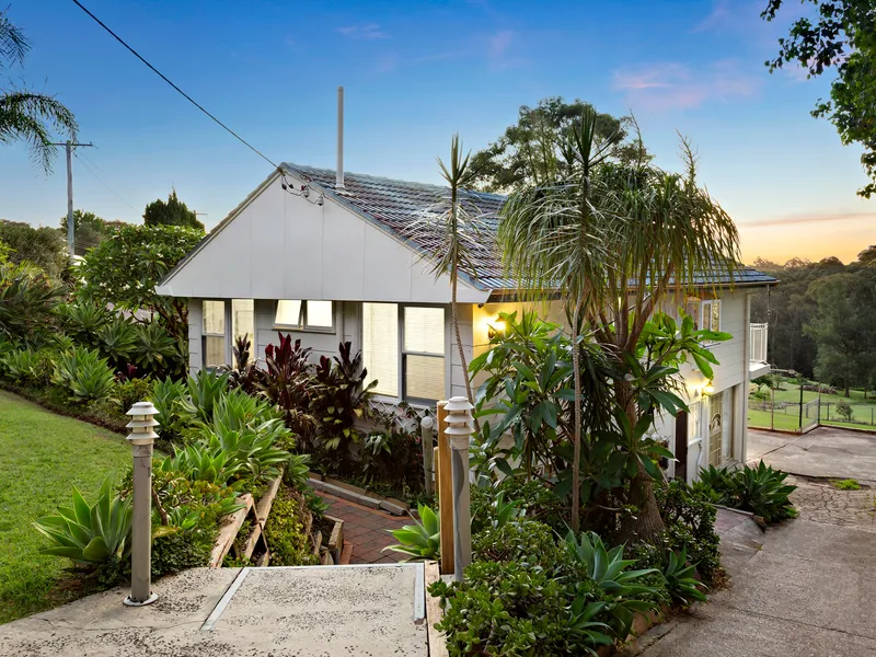 Feel-Good Original Home on a Deep Garden Block